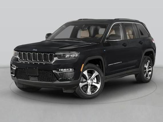 JEEP GRAND CHEROKEE 2023 1C4RJYB6XPC623526 image
